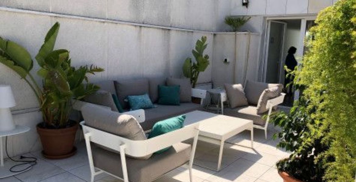 Penthouse for sale in Los Granados