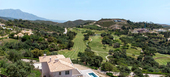 VILLA IN AN EXCLUSIVE LOCATION CLOSE TO GOLF COURSE 