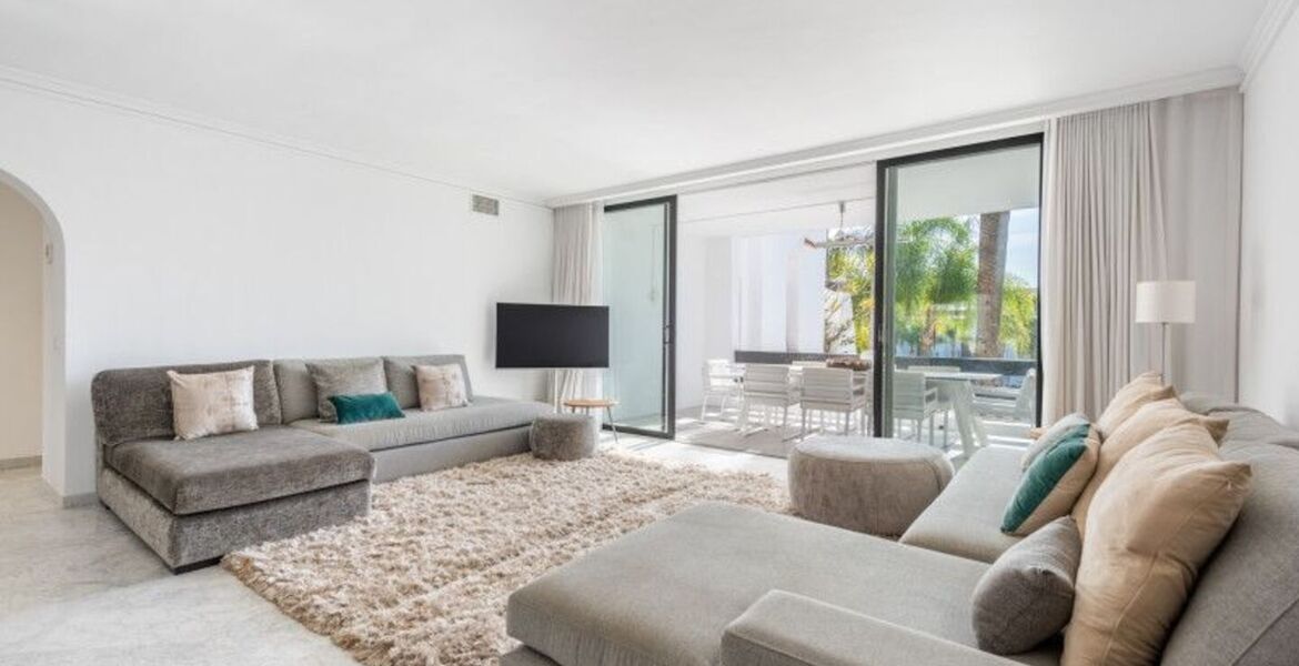 Apartment for sale in Marina Puente Romano