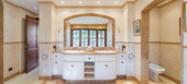 MEDITERRANEAN VILLA FOR SALE WITH A LOT OF CHARM, A FEW STEP
