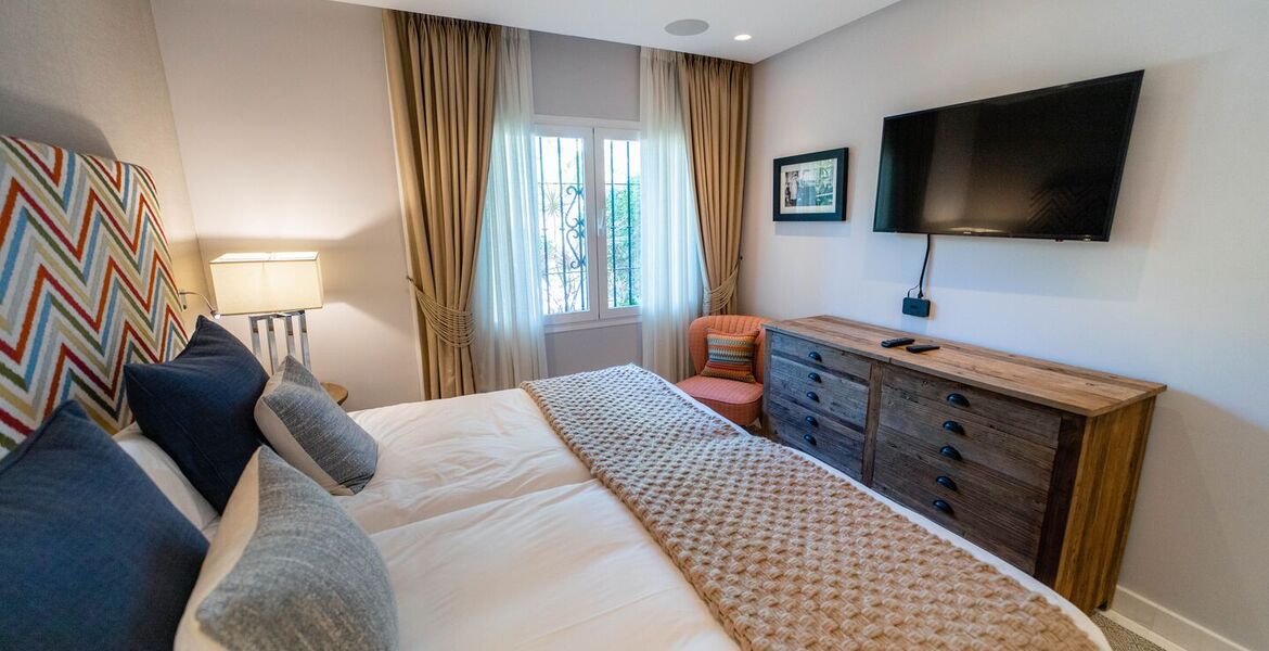Luxury Apartment for sale in Marina Puente Romano