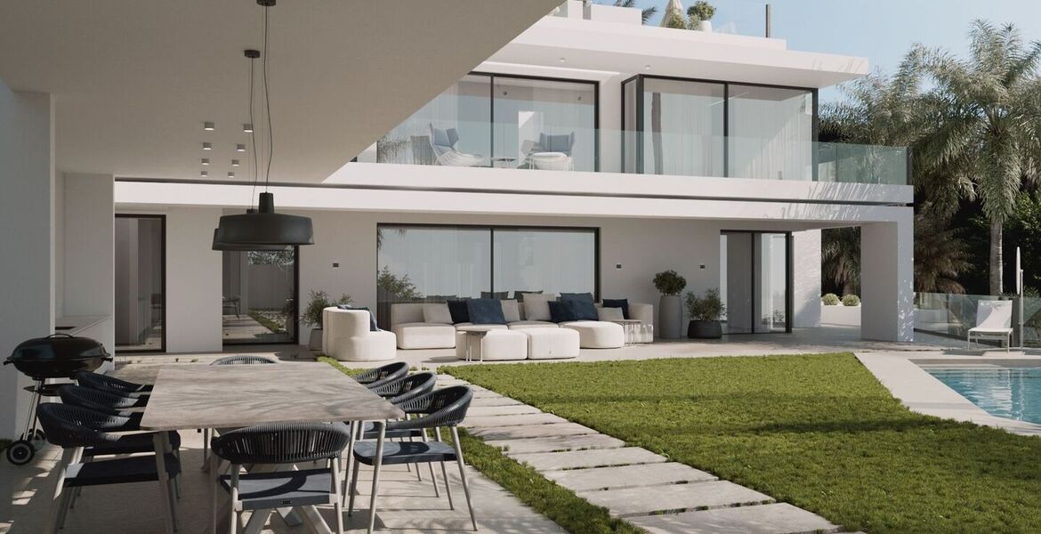 Villa for sale in Cascada de Camojan Marbella