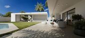 Villa for sale in Cascada de Camojan Marbella