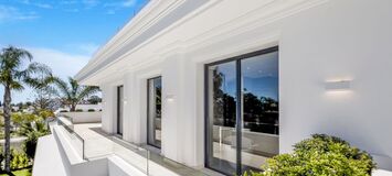 Villa for sale in Las Lomas del Marbella Club