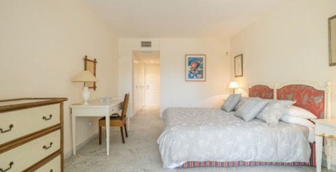 Apartment in Marina Puente Romano