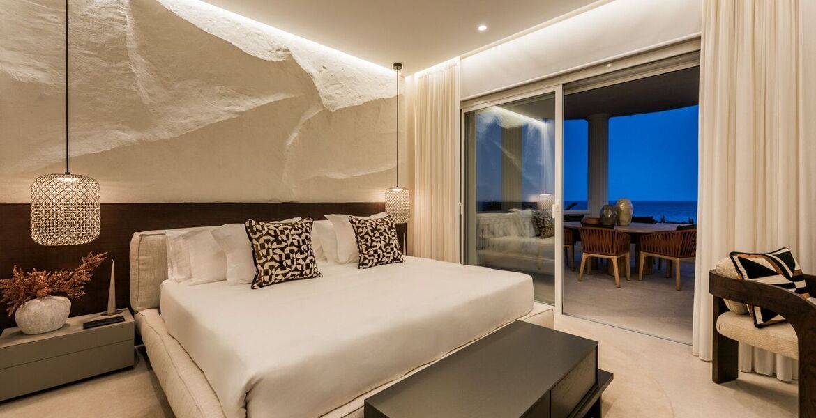 Apartment for sale in Estepona New Golden Mile