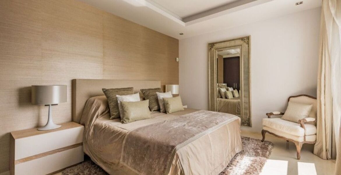Contemporary Villa near Puerto Banus with Sea Views