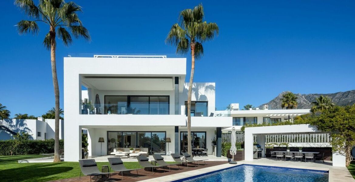 Modern Luxury Villa on Marbella's Golden Mile