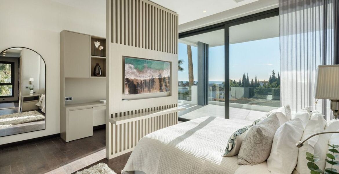 Modern Luxury Villa on Marbella's Golden Mile