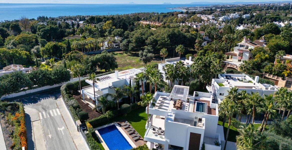 Modern Luxury Villa on Marbella's Golden Mile
