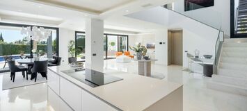 Modern Luxury Villa on Marbella's Golden Mile