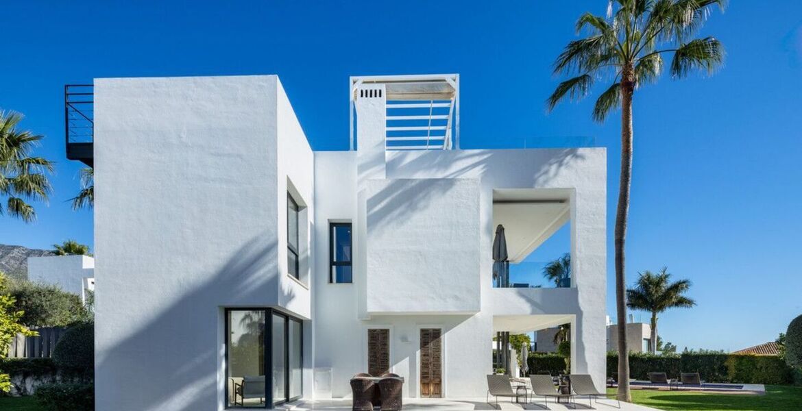 Modern Luxury Villa on Marbella's Golden Mile
