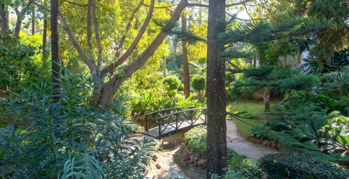 Renovated Apartment in Puente Romano, Marbella